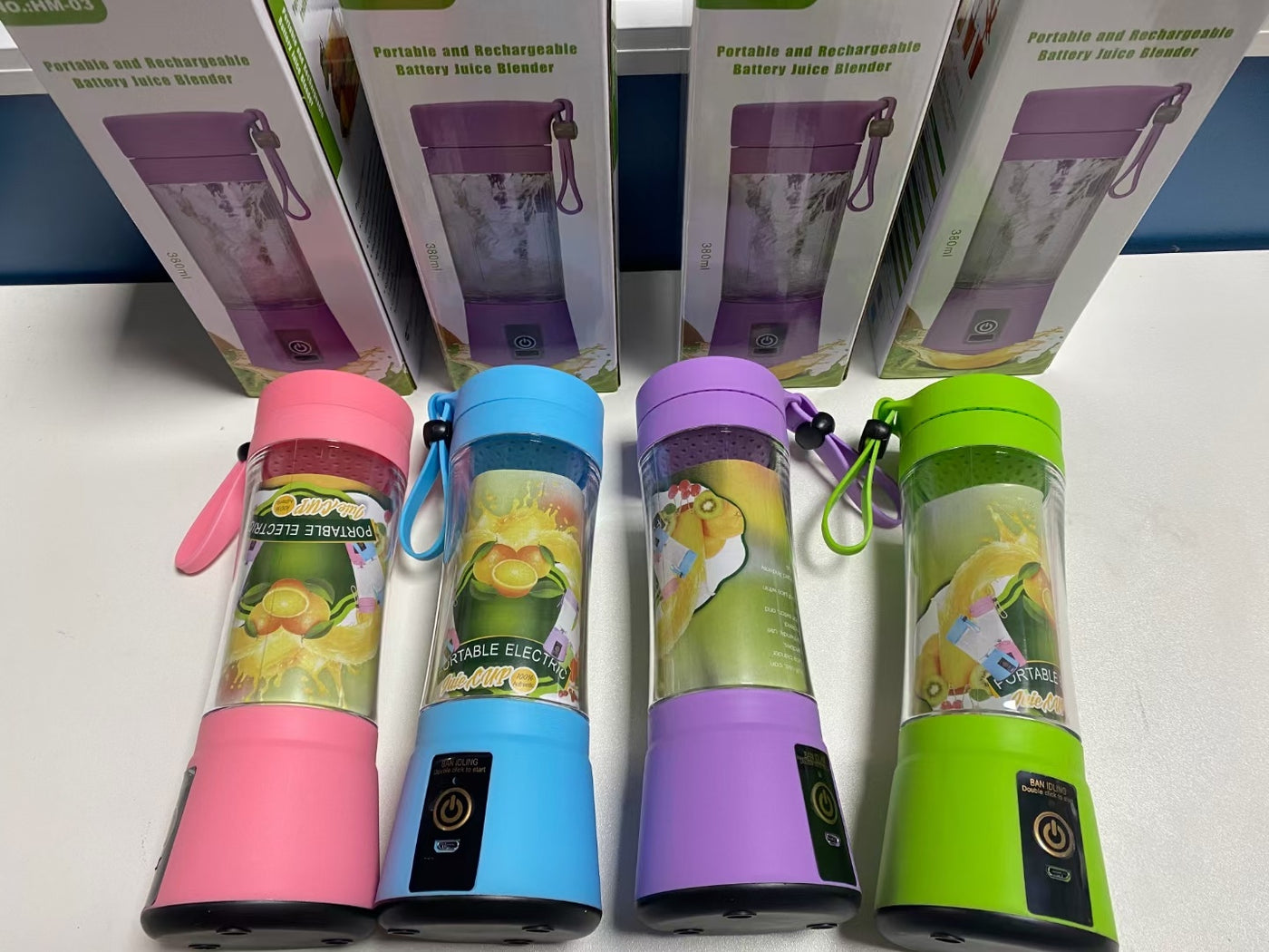 Mini Portable Blender – USB Rechargeable Juicer for Home & Travel